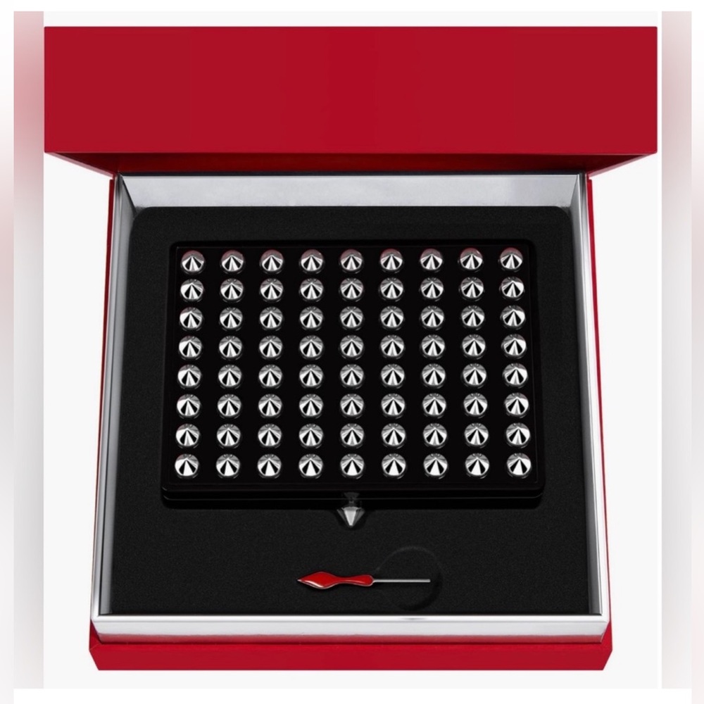 Christian Louboutin Abracadabra La Palette Studded Card Holder/Mirror NWOT!!